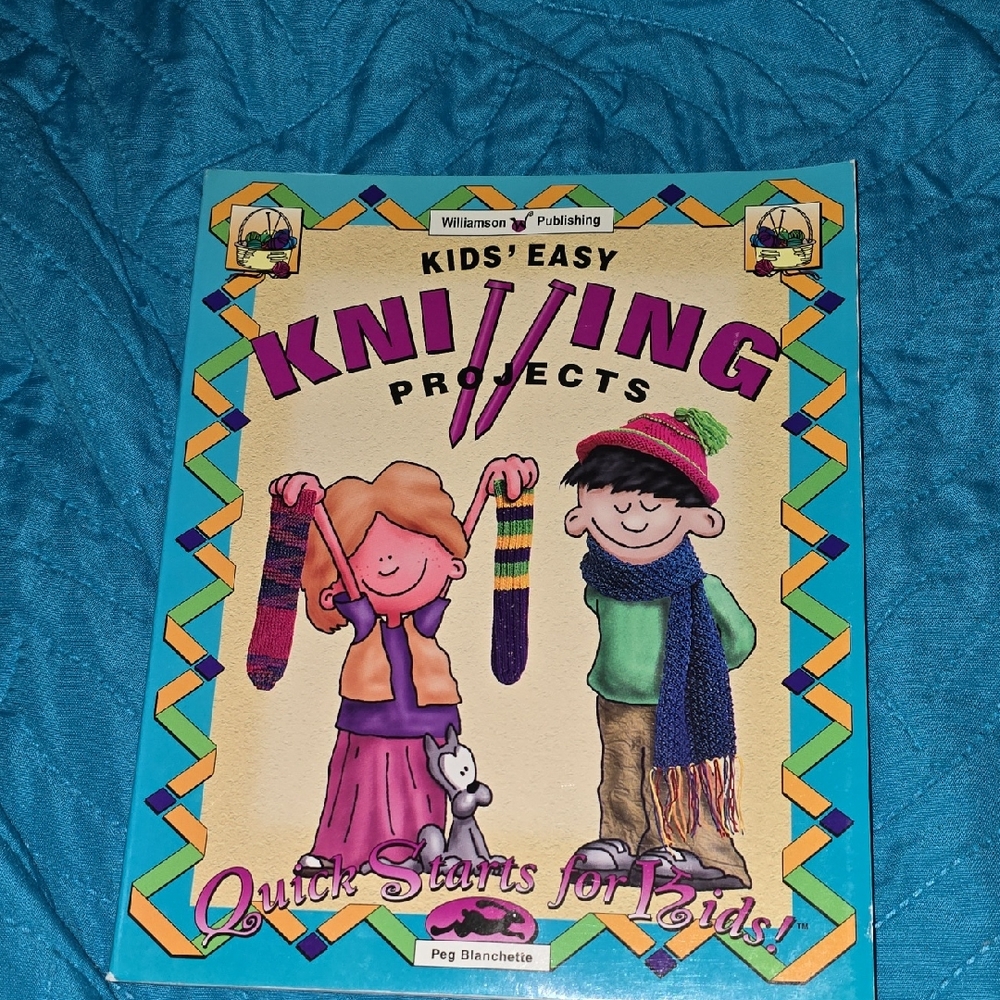 Kids' Easy Knitting Projects Book